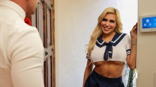 ModelMediaUS Schoolgirl Hunts For Your Dick