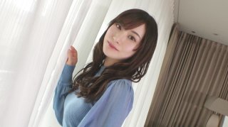 SIRO-4471 First shot I cant tell my boyfriend Beauty that collapses in pleasure A high-class beautician with beautiful looks has appeared