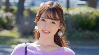 H4610 ki240910 Naomi Shimamura 23years Old